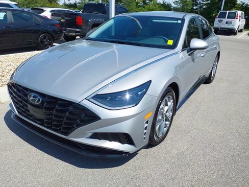 Certified 2023 Hyundai Sonata SEL FWD image 1