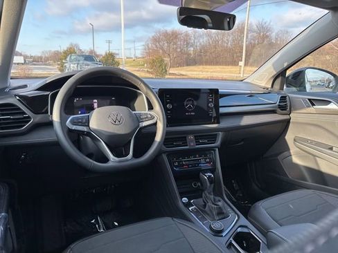 New 2026 Volkswagen Taos SE AWD/4WD image 31