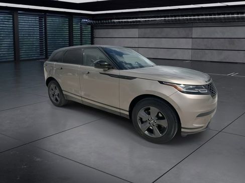 Used 2023 Land Rover Range Rover Velar S AWD/4WD image 2