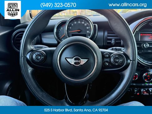 Used 2016 MINI Cooper 4-Door Hardtop FWD image 9