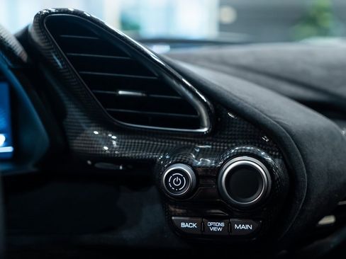 Certified 2019 Ferrari 488 Pista Coupe image 39