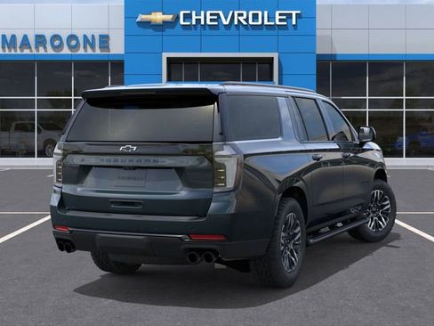 New 2026 Chevrolet Suburban Z71 image 4