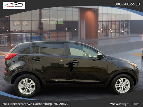 Used 2011 Kia Sportage LX FWD image 3