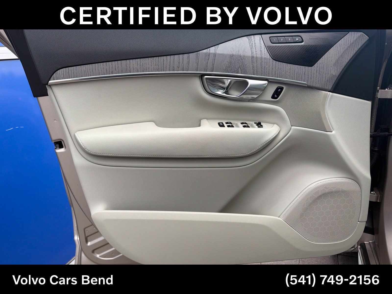 Used 2025 Volvo XC90 T8 Plus w/ Protection Package Premier AWD/4WD image 18