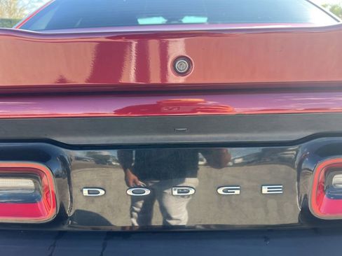 Used 2020 Dodge Challenger SXT RWD image 41