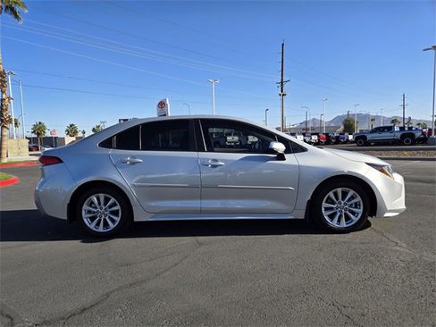 Certified 2024 Toyota Corolla LE image 3