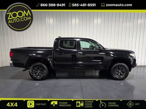 Used 2023 Toyota Tacoma SR5 AWD/4WD image 1