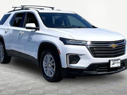 Used 2022 Chevrolet Traverse LT w/ LPO, Floor Liner Package