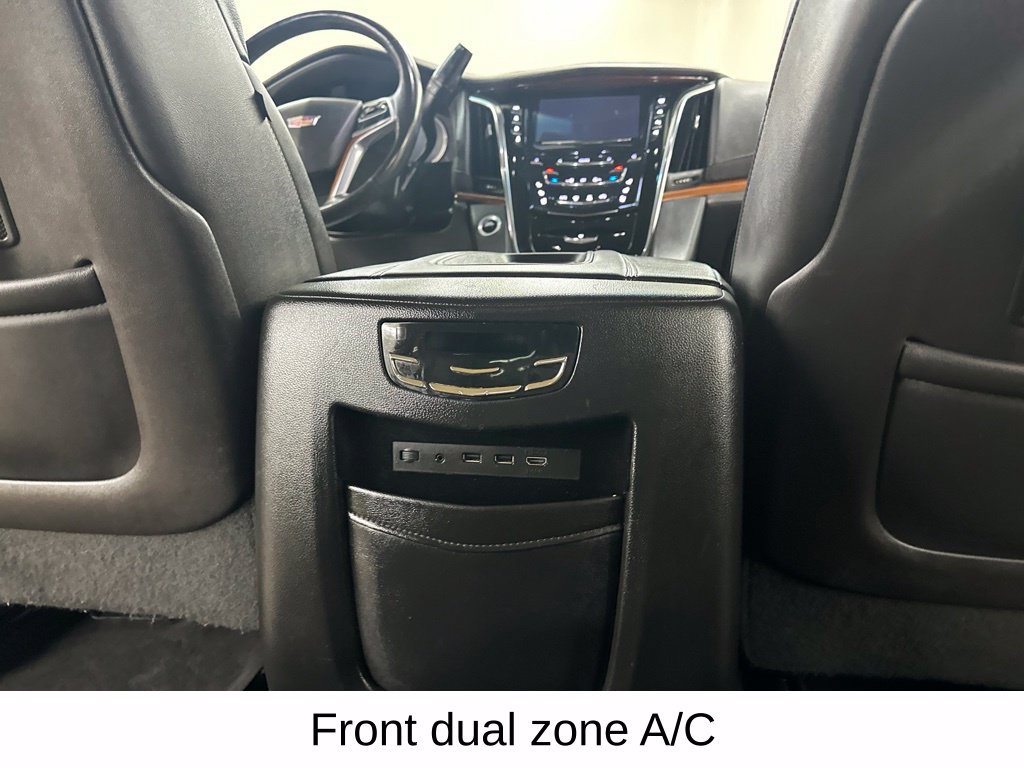 Used 2017 Cadillac Escalade Premium Luxury AWD/4WD image 26