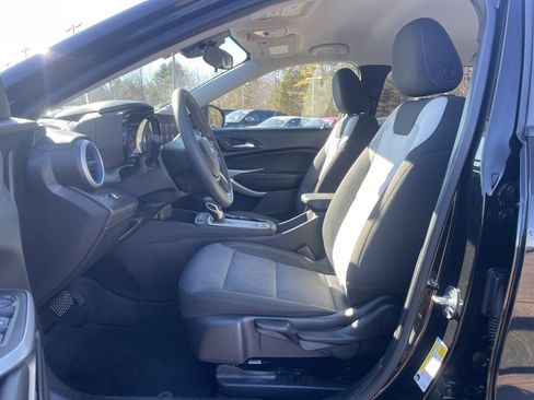 Used 2024 Chevrolet Trax LS w/ LS Convenience Package image 24