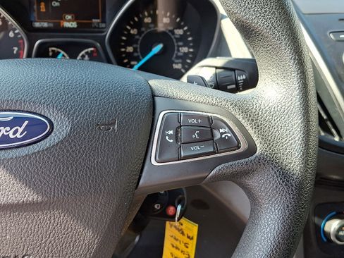 Certified 2017 Ford Escape SE w/ SE Cold Weather Package AWD/4WD image 23