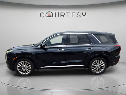 Used 2020 Hyundai Palisade Limited FWD image 2