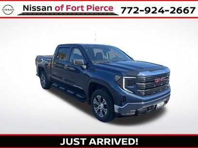 Used 2022 GMC Sierra 1500 Pro w/ Pro Value Package