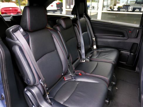 Used 2023 Honda Odyssey Sport image 21