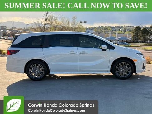 New 2026 Honda Odyssey Touring image 10