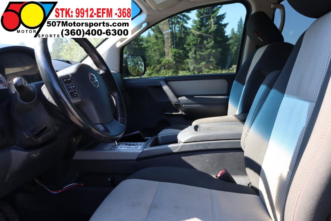 Used 2011 Nissan Titan PRO-4X AWD/4WD image 12