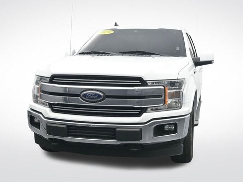 Used 2019 Ford F150 Lariat image 2