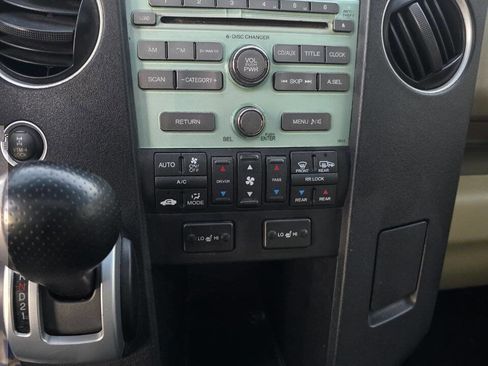 Used 2009 Honda Pilot EX-L image 24
