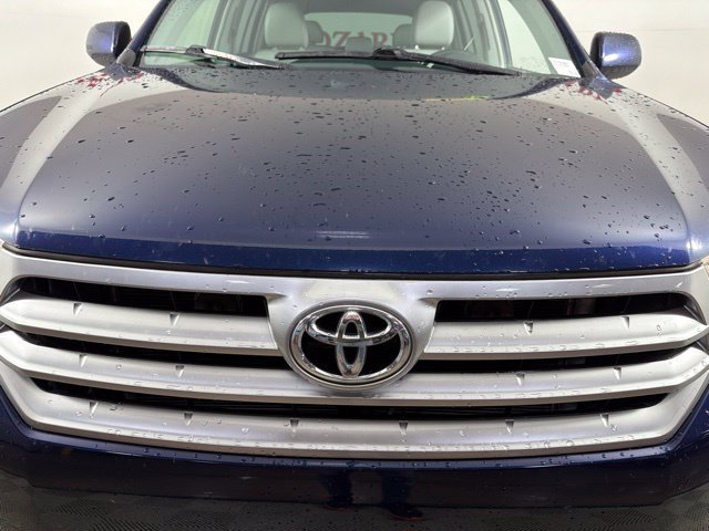 Used 2013 Toyota Highlander SE FWD image 5