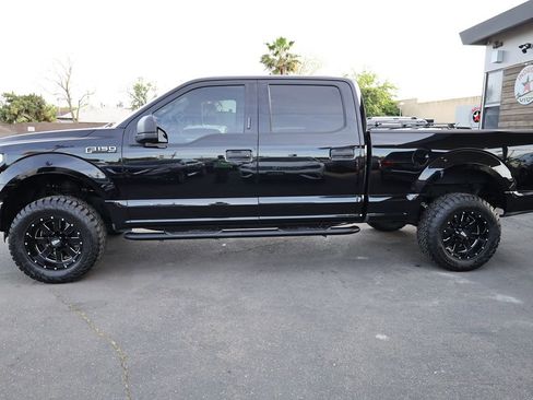 Used 2016 Ford F150 XLT image 7