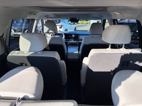 Used 2024 Hyundai Santa Fe Calligraphy image 14