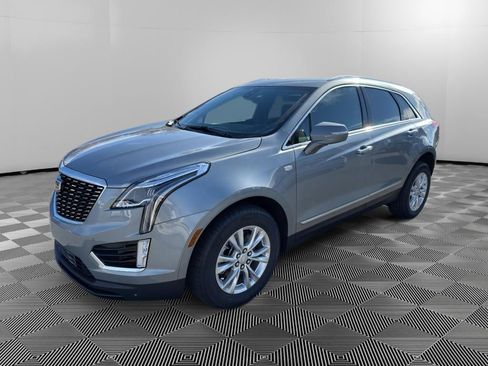 New 2026 Cadillac XT5 Luxury image 3
