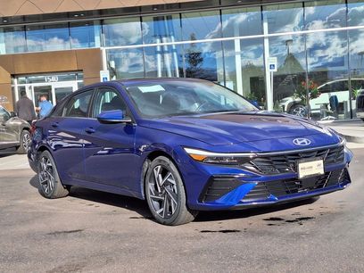 Used 2024 Hyundai Elantra SEL w/ Convenience Package