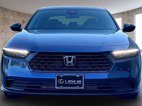 Used 2025 Honda Accord SE image 2