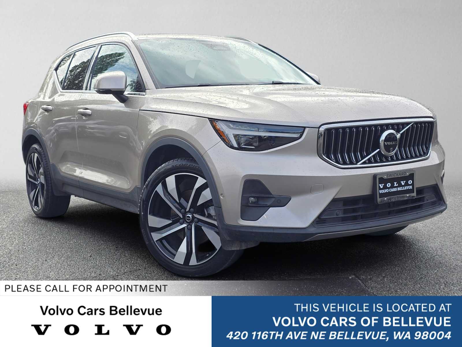 Certified 2024 Volvo XC40 B5 Plus w/ Protection Package Premier AWD/4WD image 1