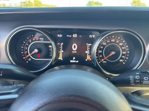 Used 2021 Jeep Wrangler Unlimited Sport image 16