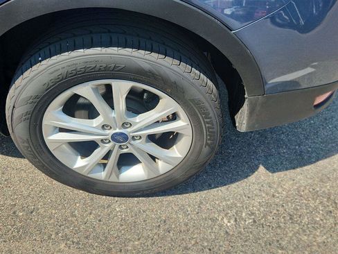 Used 2018 Ford Escape SE FWD image 7