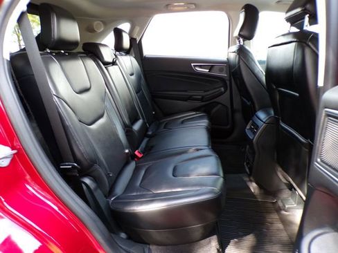 Used 2022 Ford Edge Titanium w/ Class II Trailer Tow Package image 11