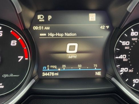 Used 2021 Alfa Romeo Stelvio Ti Sport image 19