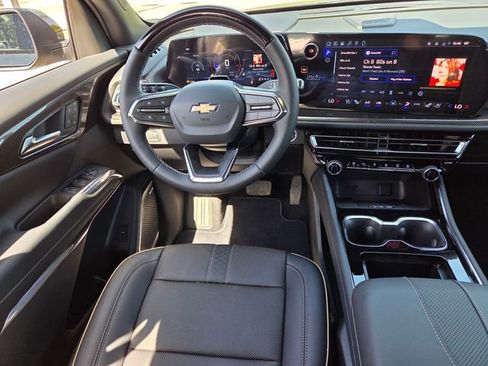 Used 2026 Chevrolet Traverse High Country w/ LPO, Floor Liner Package FWD image 16