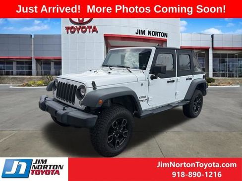 Used 2017 Jeep Wrangler Unlimited Sport w/ Trailer Tow Group AWD/4WD image 2