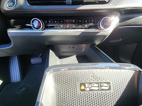 New 2026 Chevrolet Equinox RS w/ Convenience Package III image 23