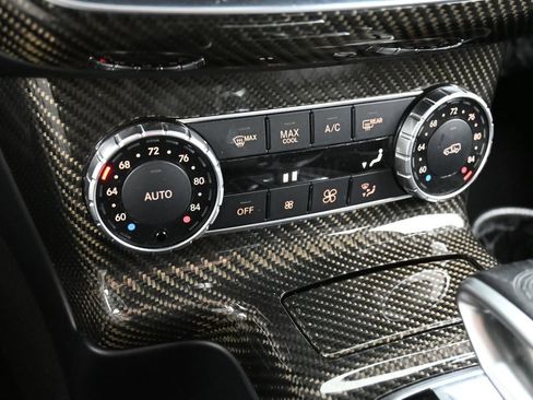 Used 2016 Mercedes-Benz G 63 AMG 4MATIC image 21