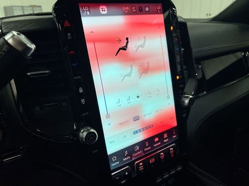 New 2026 RAM 2500 Limited AWD/4WD image 17