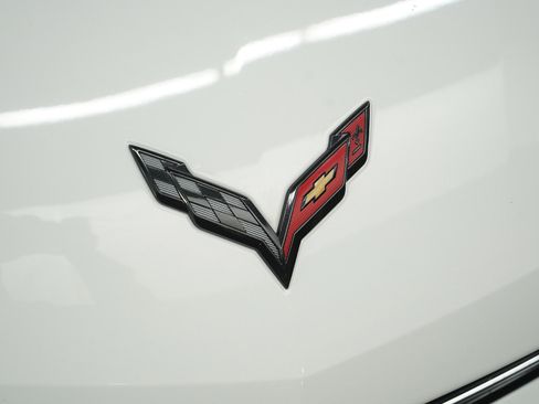 Used 2015 Chevrolet Corvette Stingray Coupe w/ 2LT Preferred Equipment Group image 24