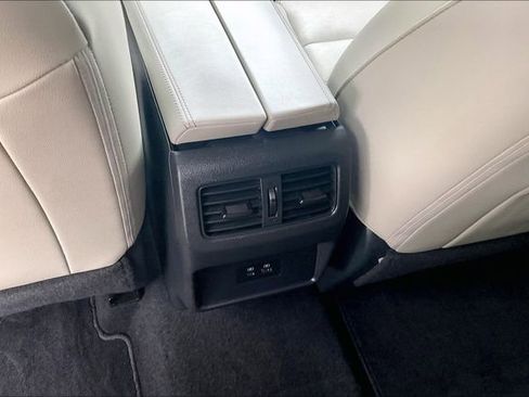 Used 2023 Nissan Rogue SL FWD image 31