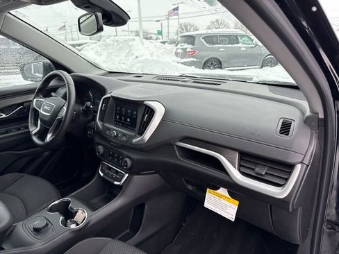 Used 2023 GMC Terrain SLE image 27