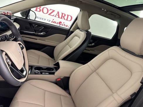 New 2026 Lincoln Corsair Premiere image 13