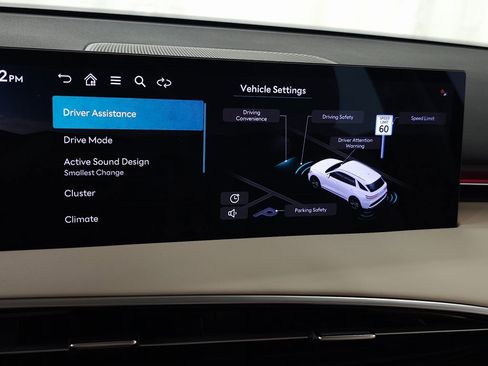 New 2026 Genesis GV70 2.5T Select image 18