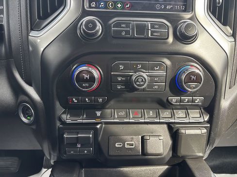 Used 2021 Chevrolet Silverado 3500 LTZ w/ LTZ Convenience Package image 26