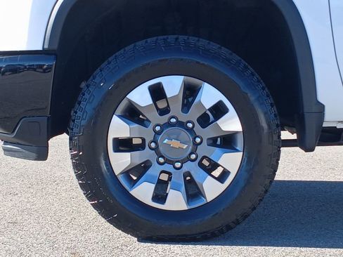 Certified 2025 Chevrolet Silverado 2500 Custom w/ Custom Value Package image 33