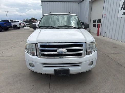 Used 2009 Ford Expedition XLT AWD/4WD image 16