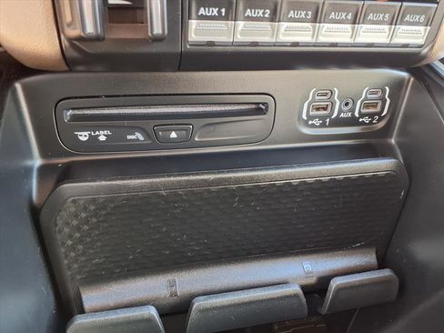 Used 2019 RAM 3500 Laramie image 8