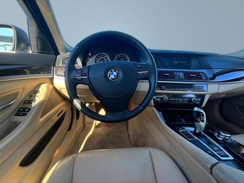 Used 2013 BMW 535i Sedan RWD image 10