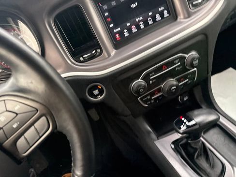 Used 2022 Dodge Charger SXT w/ Blacktop Package RWD image 10