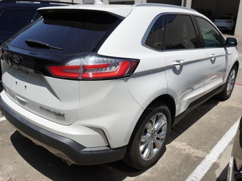Used 2020 Ford Edge Titanium FWD image 4